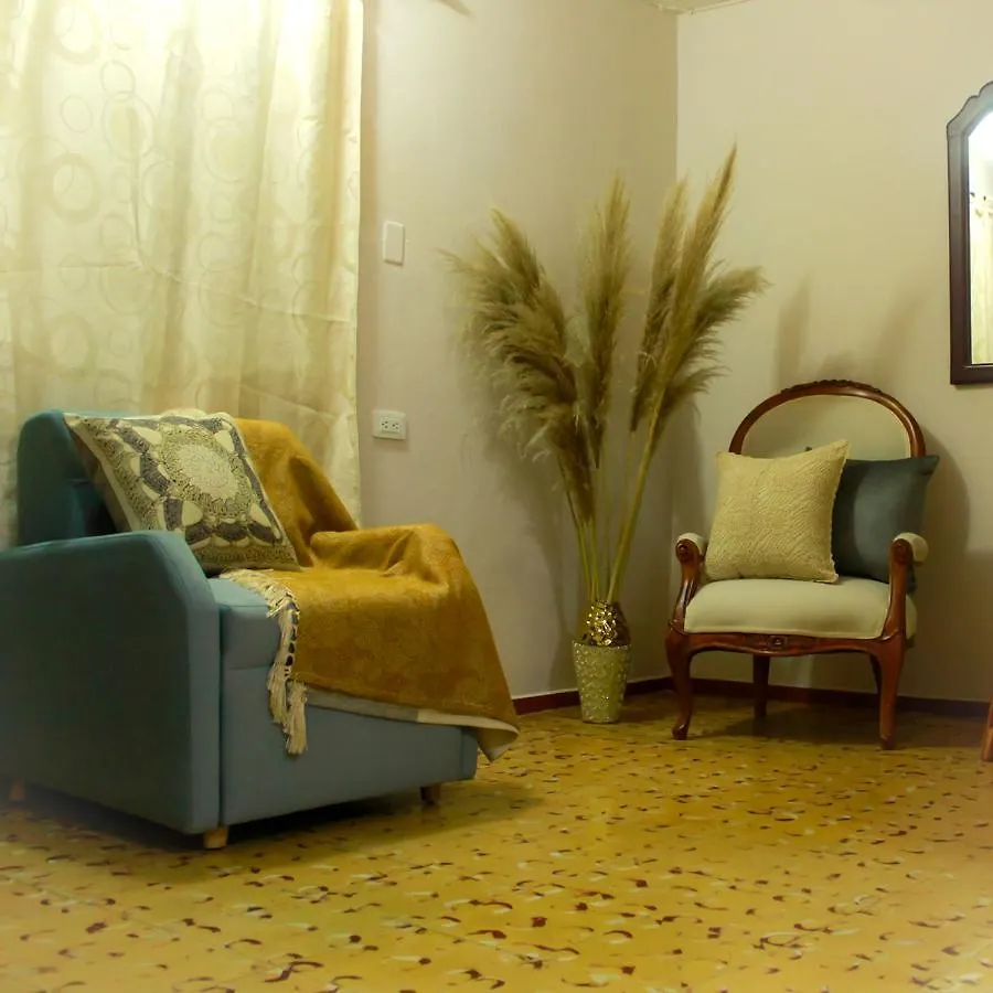 Casa Mostaza Bed and Breakfast Medellín