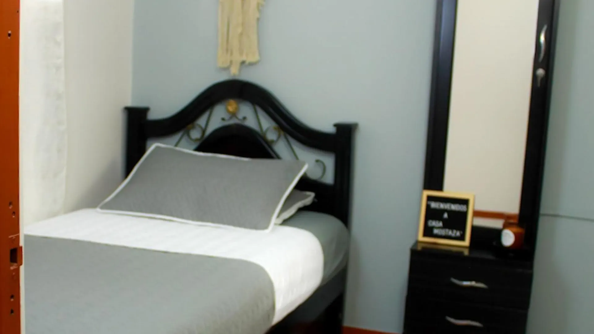 Casa Mostaza Bed and Breakfast Medellín